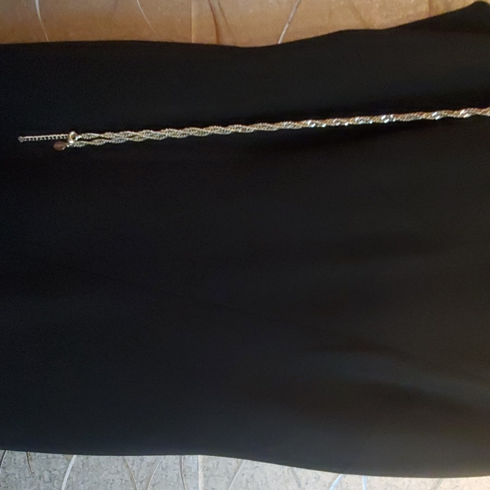 Dress - Picture 4 of 7